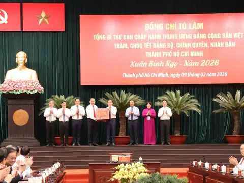 Toàn cảnh Tổng Bí thư Tô Lâm thăm, chúc Tết Đảng bộ, chính quyền, nhân dân TPHCM