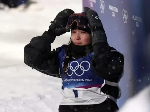 Nữ sinh 17 tuổi làm nên lịch sử tại Olympic mùa Đông