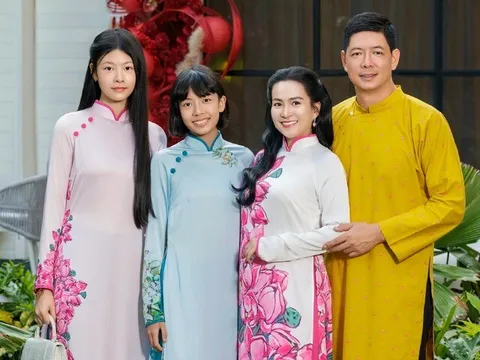 Hai ái nữ nhà Bình Minh gây chú ý khi xúng xính áo dài cùng mẹ