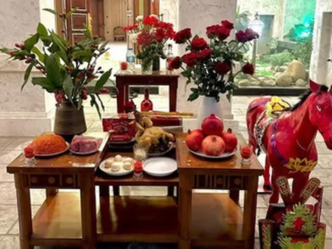 Văn khấn giao thừa ngoài trời tết Bính Ngọ 2026 chuẩn truyền thống