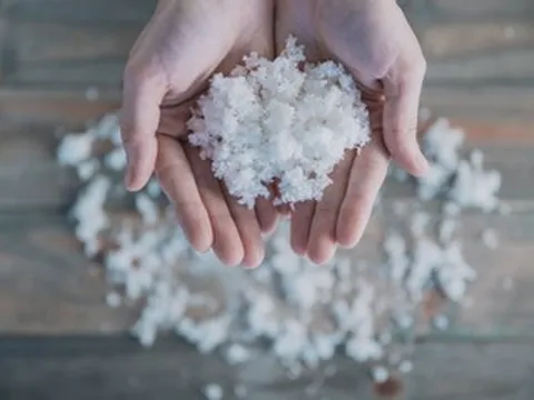 Vì sao người Việt có tục 'đầu năm mua muối, cuối năm mua vôi'?