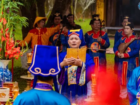 Nghi thức đón Tết cầu kỳ trong hoàng cung triều Nguyễn