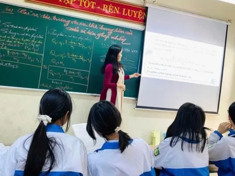 Ngày đầu trở lại trường sau Tết, giáo viên nhận tin vui về tiền thưởng