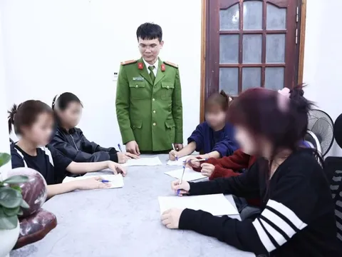 Nghe lời người lạ trên mạng, 5 học sinh Tuyên Quang bỏ nhà đi làm thuê