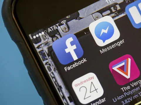 Facebook gửi thông báo gây sốc ngày đầu năm