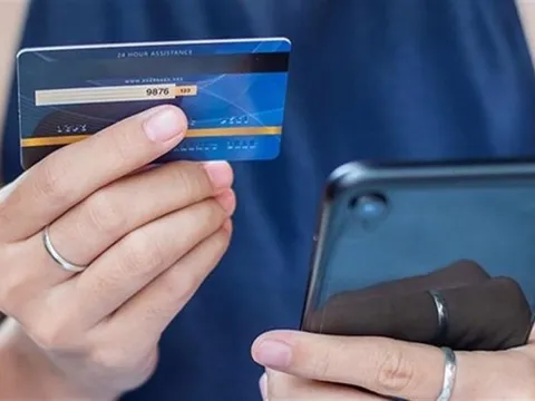 Công an cảnh báo thủ đoạn lừa đảo khiến người dân mất tiền trong tài khoản, có người bị chiếm đoạt hơn 900 triệu đồng