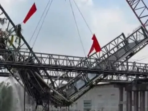Vụ sập cầu ở Cần Thơ: Sẽ xử lý tài xế và chủ doanh nghiệp