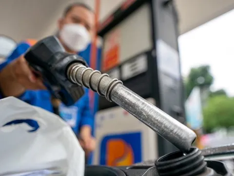 Hàng loạt 'đại gia dầu mỏ' Trung Đông dừng giao hàng, Đông Nam Á quay cuồng tìm kiếm giải pháp thay thế nguồn cung