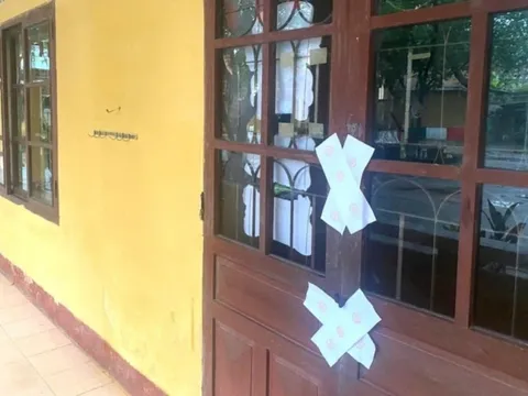 Niêm phong 7 phòng học, gần 250 học sinh ở Huế phải học nhờ