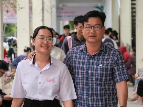 16.500 học sinh 'đua' tìm suất vào 100 đại học