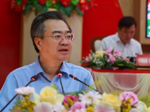 Trưởng Ban Chính sách, chiến lược Trung ương Nguyễn Thanh Nghị tiếp xúc cử tri tại Đắk Lắk