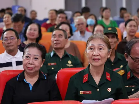 Cử tri "đặt hàng" bộ quy tắc ứng xử cho cư dân TPHCM