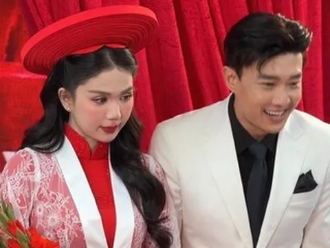 Quốc Trường đăng ảnh cưới Ngọc Trinh, hoa hậu Thanh Thủy - Trịnh Thăng Bình hẹn hò