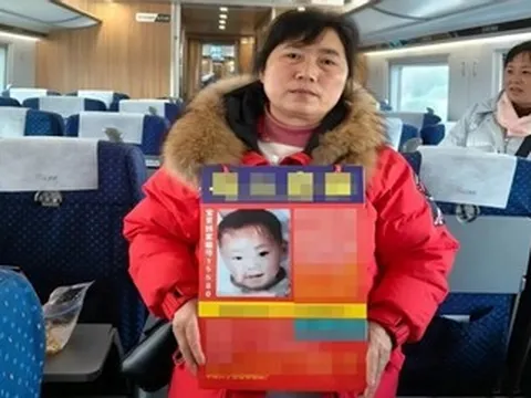 Tìm thấy con trai bị bắt cóc sau 32 năm, cha mẹ nghẹn ngào chưa thể đoàn tụ