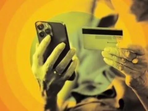 Đừng để bố mẹ già sập bẫy lừa đảo hưu trí: 3 bước "phòng vệ" đơn giản nhưng cực hiệu quả mà gia đình nào cũng cần biết