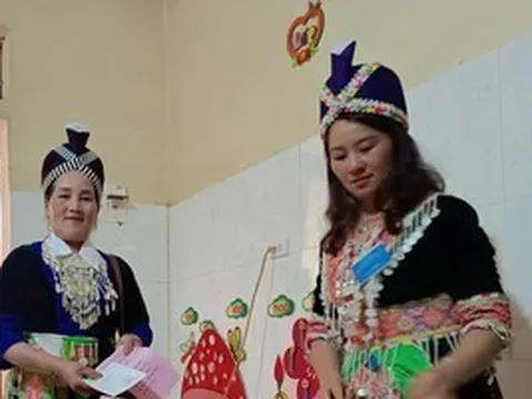 VIDEO: Cử tri ở 55 khu vực miền núi, biên giới đi bầu cử sớm