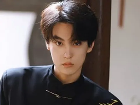 Thêm một "chị dâu cũ" hot girl khuấy đảo, mỹ nam quyết kiện