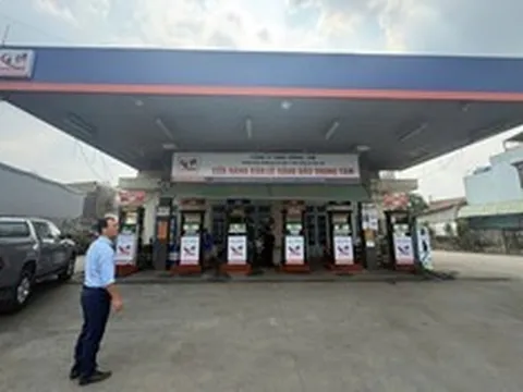 Tp.HCM trực chiến 24/7 kiểm soát xăng dầu, siết chặt hành vi găm hàng trục lợi