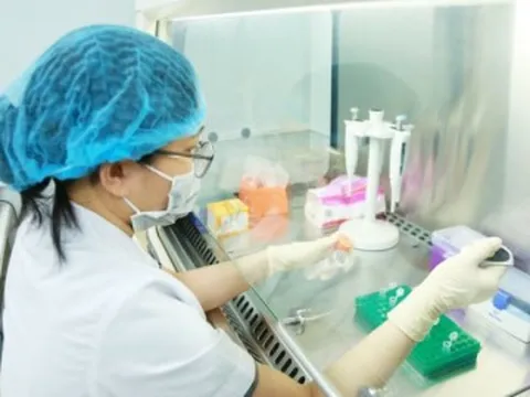 Đưa cháu đi xét nghiệm ADN vì lời xì xào của hàng xóm, bà nội bất ngờ khi nhận kết quả