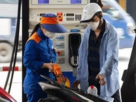 Ngày mai, giá xăng dầu trong nước diễn biến thế nào?