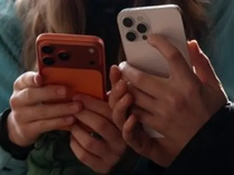 Công cụ hack iPhone mới bị lộ có thể âm thầm chiếm quyền hàng trăm triệu thiết bị chỉ qua một cú nhấp