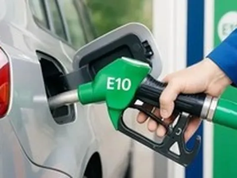 Triển khai xăng E10: Không chờ mốc bắt buộc, chủ động đi trước một bước