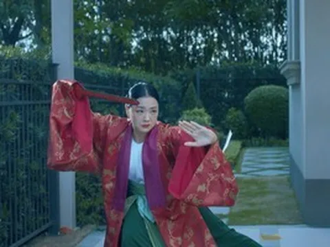 NSƯT Mỹ Duyên: "Hoang mang, sợ bị cười khi làm thầy bói!"