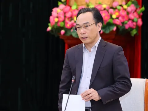 Quyền Bộ trưởng GD&ĐT trả lời về việc bỏ bằng tốt nghiệp THCS