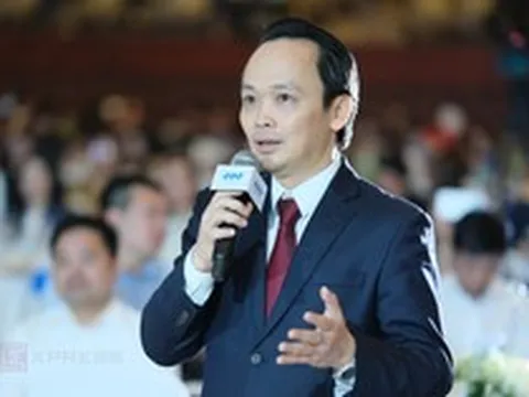 Bất ngờ xuất hiện, Chủ tịch FLC Trịnh Văn cất lời bài hát "Còn thương nhau thì về"