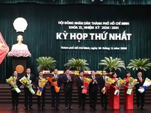 Lãnh đạo chủ chốt HĐND TPHCM khóa mới ra mắt