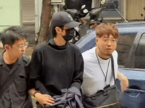 Bắt khẩn cấp nam ca sĩ 37 tuổi vì nghi trốn nghĩa vụ quân sự