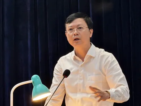 Giám đốc Sở GD Hà Nội: Thu cọc giữ chỗ là đẩy rủi ro về phụ huynh