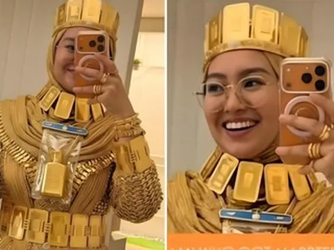 Cô dâu 'phủ' vàng từ đầu đến chân ở Dubai gây tranh cãi