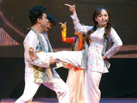 Vụ dược sĩ, hiện tượng mạng đi hát: Khó xử trước trường hợp tự phong, lệch chuẩn