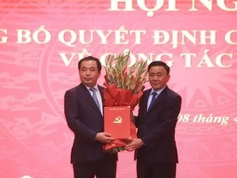 Bộ trưởng Bộ Nông nghiệp và Môi trường Trần Đức Thắng làm Bí thư Thành ủy Hà Nội