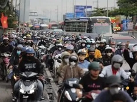 Siết khí thải xe máy: Đề xuất hỗ trợ vay 0% để lao động nghèo đổi xe mới