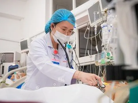 Uống nhầm hóa chất đựng trong chai nước, người đàn ông suýt tử vong