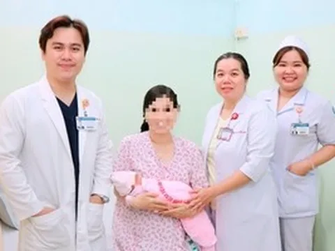 Ba lần lên bàn mổ u xơ tử cung, sản phụ vượt “cửa tử” giữ con