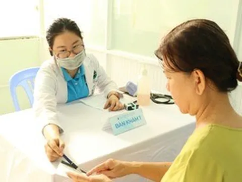 Người dân 19 xã, phường an toàn khu tại TPHCM được cấp thẻ BHYT miễn phí