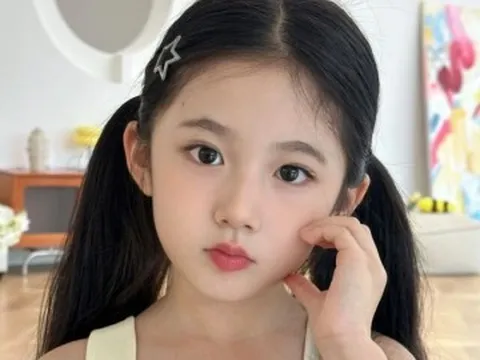 Mẹ đặt tên cho con là Kim Vàng, nhân viên sửa thành cái tên càng hay càng ý nghĩa, đứa trẻ lớn lên giống hệt tên gọi