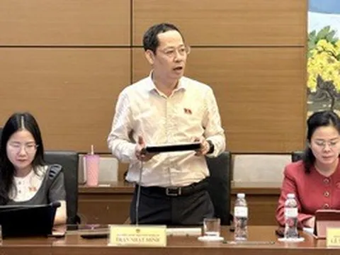 Luật sư công hưởng chế độ, chính sách như thế nào?