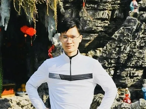 Nam sinh giành học bổng Pháp nhờ kể thật chuyện từng dừng học