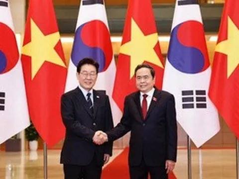 Chủ tịch Quốc hội Trần Thanh Mẫn hội kiến Tổng thống Hàn Quốc Lee Jae Myung