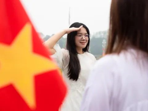 Nhiều trường cho học online hoặc nghỉ giữa hai kỳ nghỉ lễ