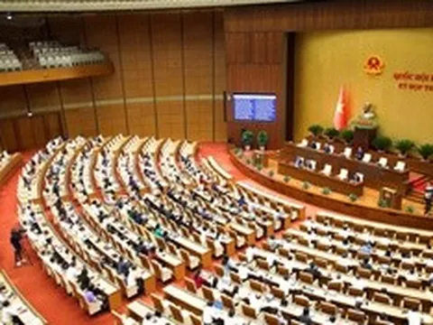 Quốc hội họp phiên bế mạc, thông qua 11 nghị quyết, một Luật sửa 4 luật thuế