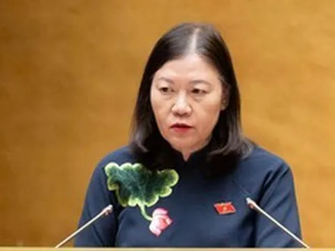 Đề nghị Bộ Giáo dục và Đào tạo làm rõ căn cứ việc lựa chọn bộ sách giáo khoa thống nhất toàn quốc