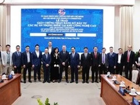 TPHCM trao giấy chứng nhận đầu tư cho 4 dự án công nghệ cao chiến lược