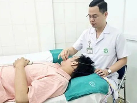 Nam sinh liệt mặt vì một thói quen nhiều người mắc