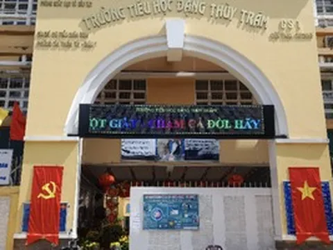 TP HCM: 25 học sinh nghi ngộ độc thực phẩm, có ca thở máy