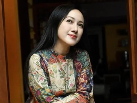 BTV Hoài Anh VTV đẹp thanh lịch, hoa hậu Ngọc Hân viên mãn bên chồng công chức